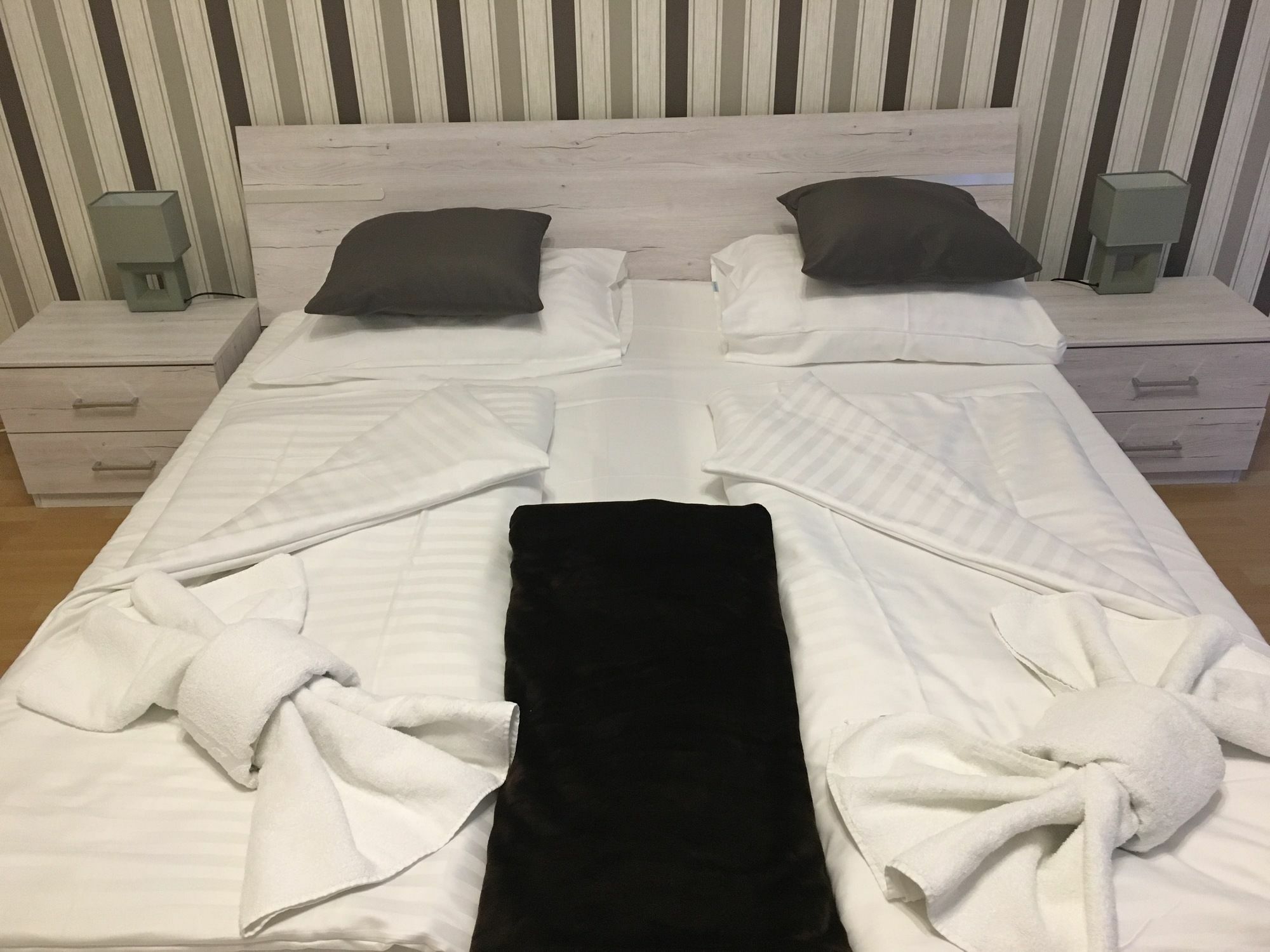 Holiday Vienna Apartments מראה חיצוני תמונה